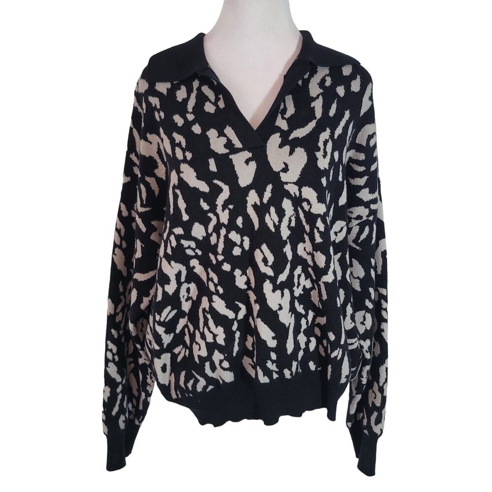 Tahari Black and Cream Women's Sweater